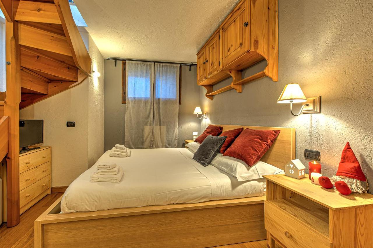 Casa Julie - Accogliente Rifugio Nella Quiete - Cour 0157 Leilighet Courmayeur Eksteriør bilde